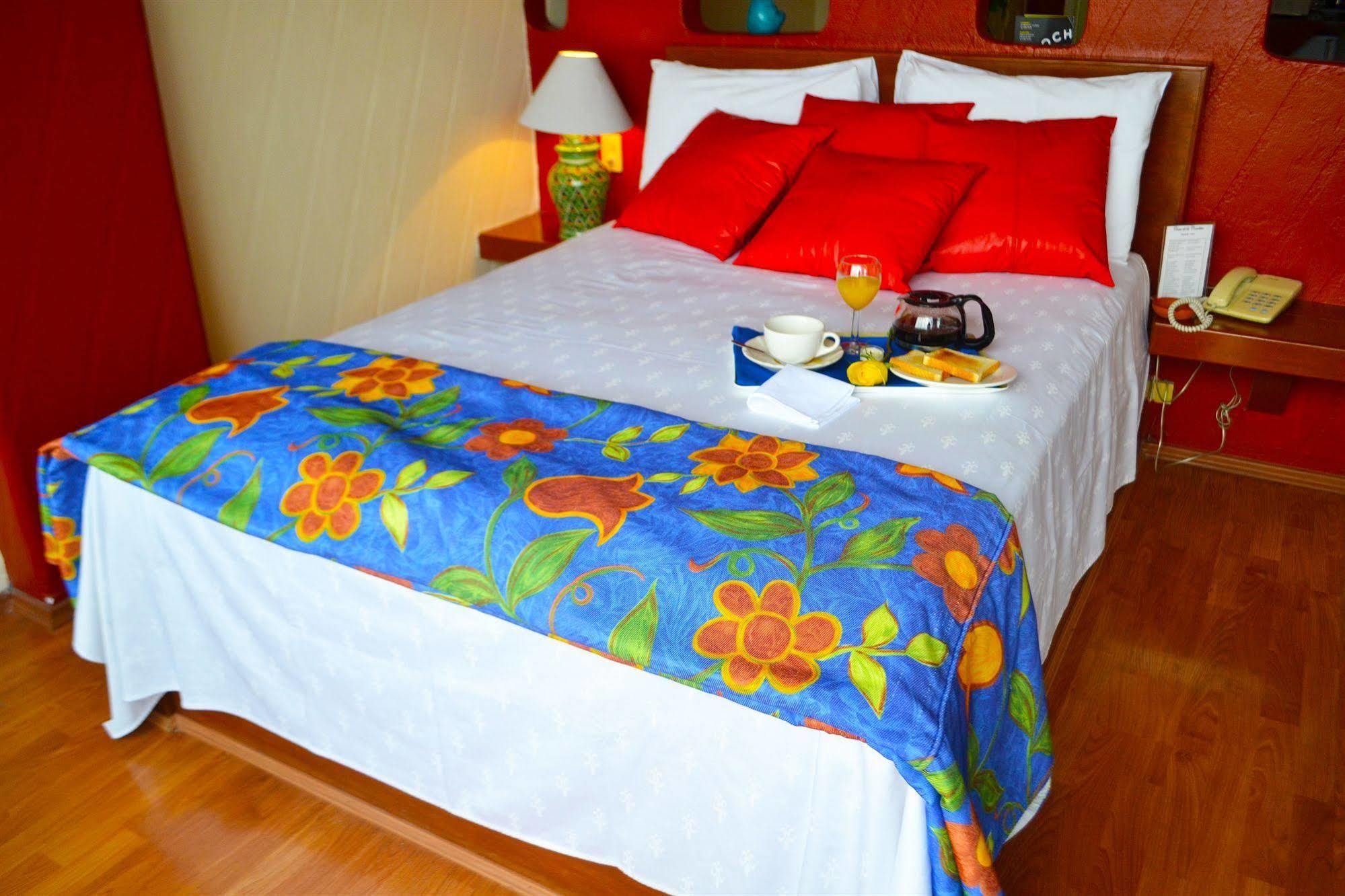 Casa De La Condesa Hotel เม็กซิโกซิตี้ ภายนอก รูปภาพ